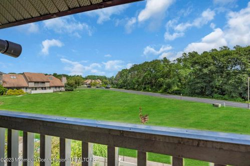 79 Cotswold Cir, Tinton Falls NJ 07712-2647 exterior