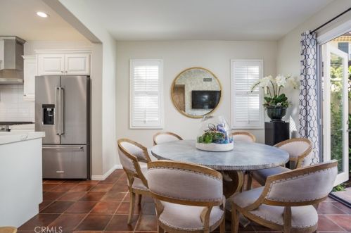 57 Arborside, Irvine CA  92603-0111 exterior