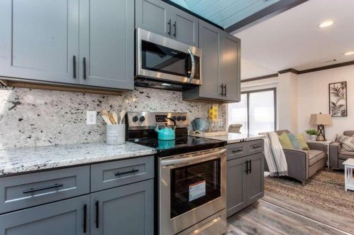 517 Hascall Rd, Atlanta GA  30309-2227 exterior