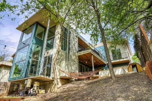 1300 6th St, Austin, TX 78704-3302