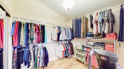 17921 Cole Ave, Riverside CA  92508-9728 exterior