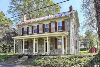 1180 Creek Rd, Carlisle, PA 17015-8932