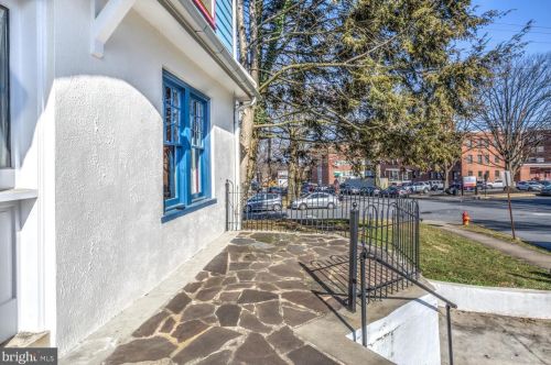 48 Cottage Ave, Lancaster PA  17602-3212 exterior