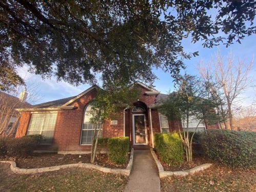 6725 Candlecreek Ln, Plano TX  75024-5511 exterior