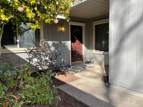 6953 Caleta Ln, Citrus Heights, CA 95621-4302