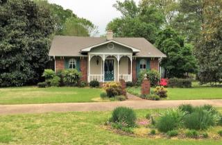 2118 Briar Ridge Rd, Tupelo, MS 38804-6610