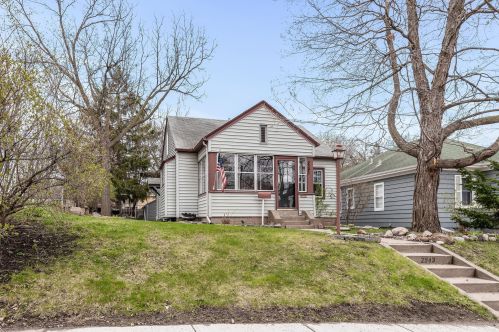 2543 Buchanan St, Minneapolis MN  55418-3821 exterior