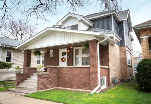 1241 Harvey Ave, Forest View, IL 60402-1103