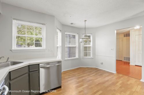 7 Old Orch Ln, Tinton Falls NJ 07712-2569 exterior