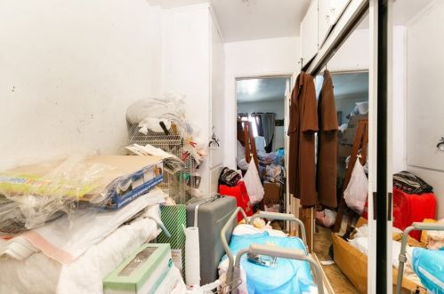 438 Ivy St, Glendale CA  91204-1272 exterior