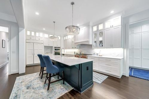 5380 High Point Mnr, Atlanta GA  30342-2000 exterior