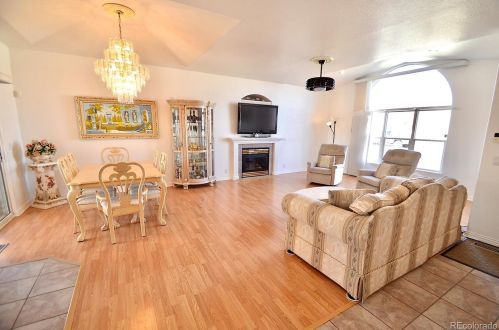 2152 Kristal Way, Denver, CO 80221-3199