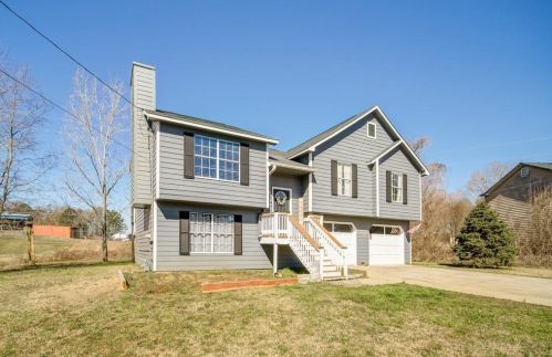30 Leisure Ct, Carrollton, GA 30116-5582