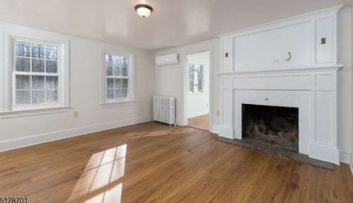 715 Cherry Valley Rd, Princeton NJ  08540-7920 exterior