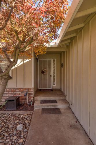 2012 Monte Verde Ct, Modesto, CA 95350-3030