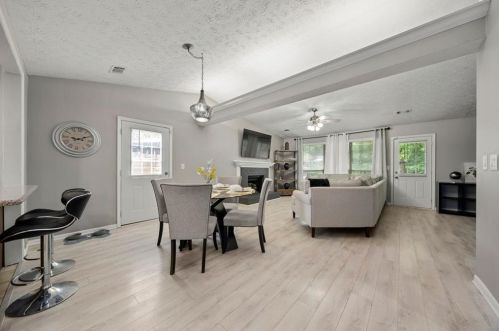 2492 Inverloch Cir, Duluth, GA 30096-6256