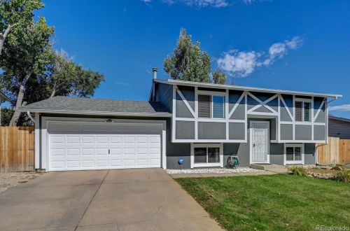 15765 Bails Dr, Denver, CO 80017-5024