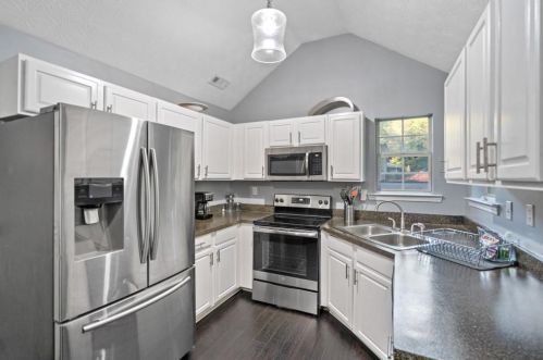 2856 Baker Ridge Dr, Atlanta GA  30318-7227 exterior