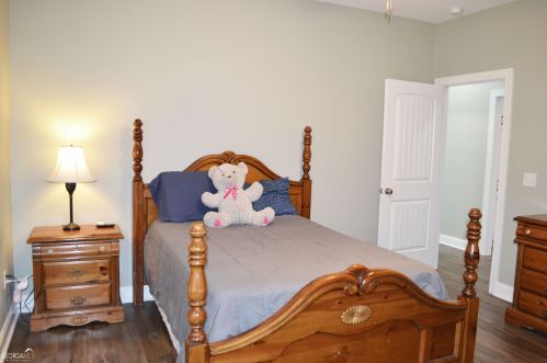 210 Fairmont Dr, Rincon GA  31326-4010 exterior