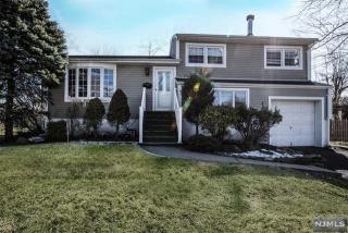 15 Cypress Rd, Dumont, NJ 07628-1008