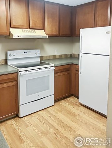 1842 Canyon Blvd, Boulder CO  80302-5524 exterior