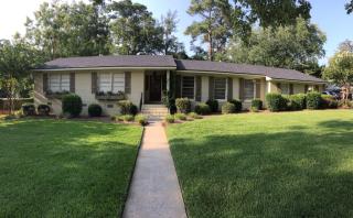 1208 Lake Dr, Valdosta, GA 31602-1216