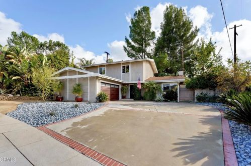 9212 Creemore Dr, Glendale, CA 91214-2338