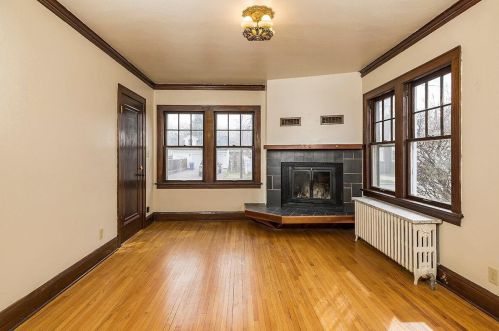 369 Brimhall St, Saint Paul MN  55105-2504 exterior