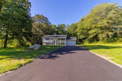 554 Old Hartford Rd, Colchester CT  06415-2732 exterior