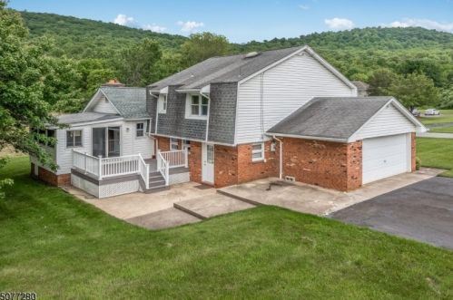 350 Mountain Rd, Lebanon, NJ 08833-5036