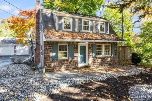 840 Lotus Ave, Oradell, NJ 07649-1402