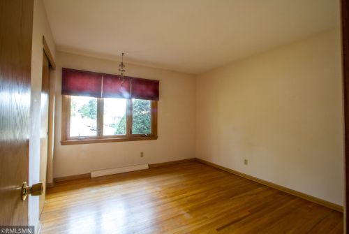 1533 Conway St, Saint Paul MN  55106-5923 exterior