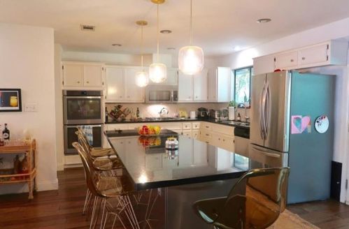 1317 Dusky Thrush Trl, Austin TX  78746-6634 exterior