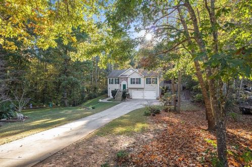 137 Robindale Ln, Temple, GA 30179-4093