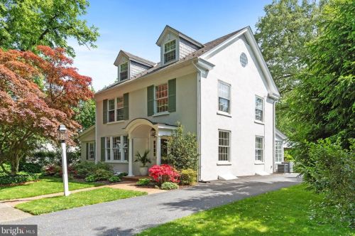 1586 Linden Ave, Lancaster, PA 17601-5234