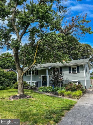 806 Manhattan Beach Rd, Severna Park, MD 21146-4316