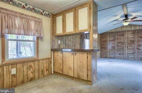 606 Spg Gdn St, Carlisle PA  17013-2526 exterior