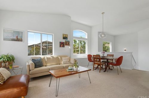 7908 Horizon Vw Dr, Anaheim CA  92808-1517 exterior