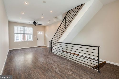 426 Daly St, Philadelphia PA  19148-5703 exterior