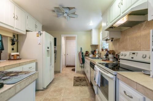 11897 Rainbow Dr, Truckee CA  96161-2729 exterior