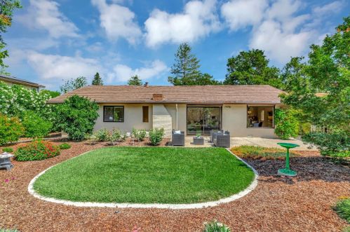 1888 Farndon Ave, Los Altos CA 94024-6948 exterior