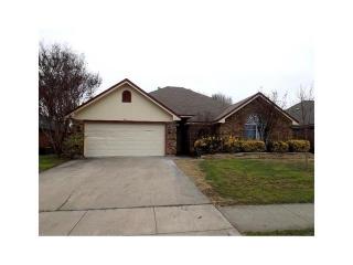 6841 Hadley Dr, Fort Worth TX  76182-4441 exterior