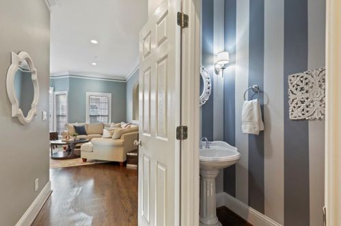 2483 Brookhaven Hts Ct, Atlanta GA  30319-5243 exterior