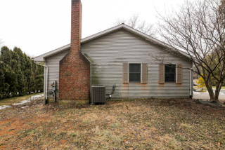 2920 Highland St, Allentown, PA 18104-3522