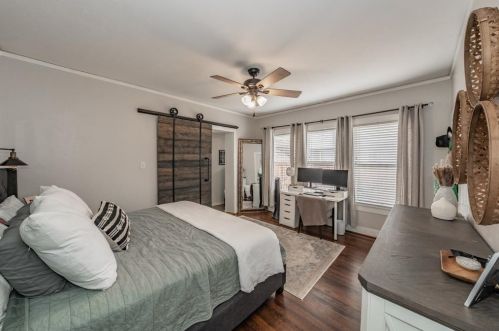 2410 Kenley St, Fort Worth TX  76107-4924 exterior