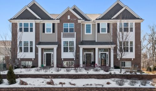 1463 Charles Ave, Naperville, IL 60563