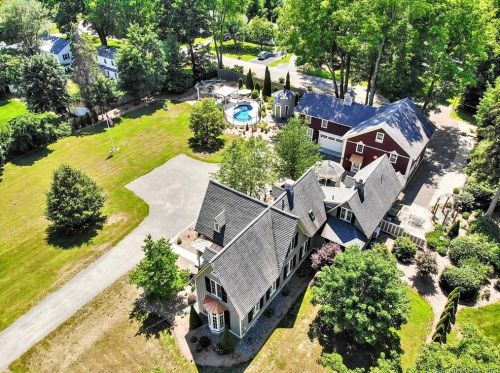 33 Springfield Rd, Somers, CT 06071-1609