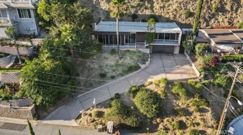 1492 Dwight Dr, Glendale, CA 91207-1316
