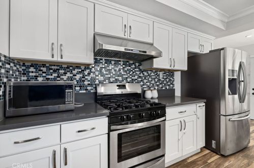 511 Baker St, Anaheim CA  92804-2225 exterior