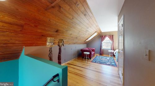 400 Cardinal Dr, Rio WV  26755-6048 exterior